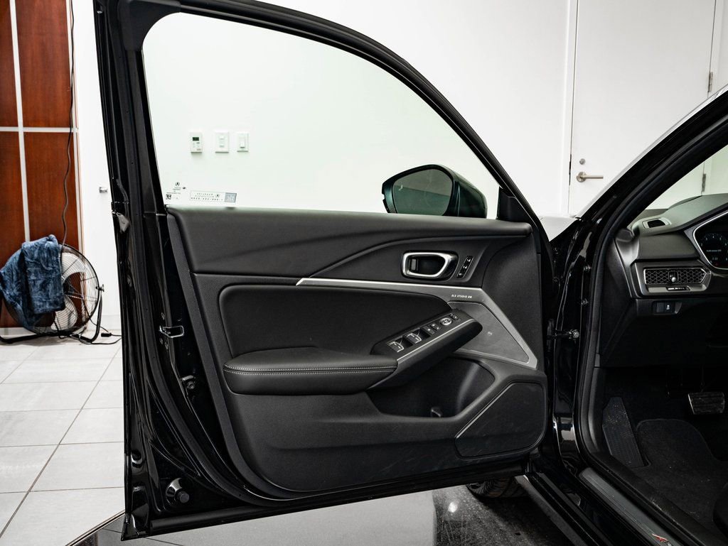 Certified 2025 Acura Integra A-Spec image 28