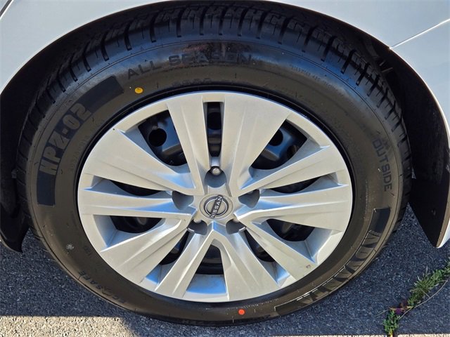 Used 2024 Nissan Sentra S image 11