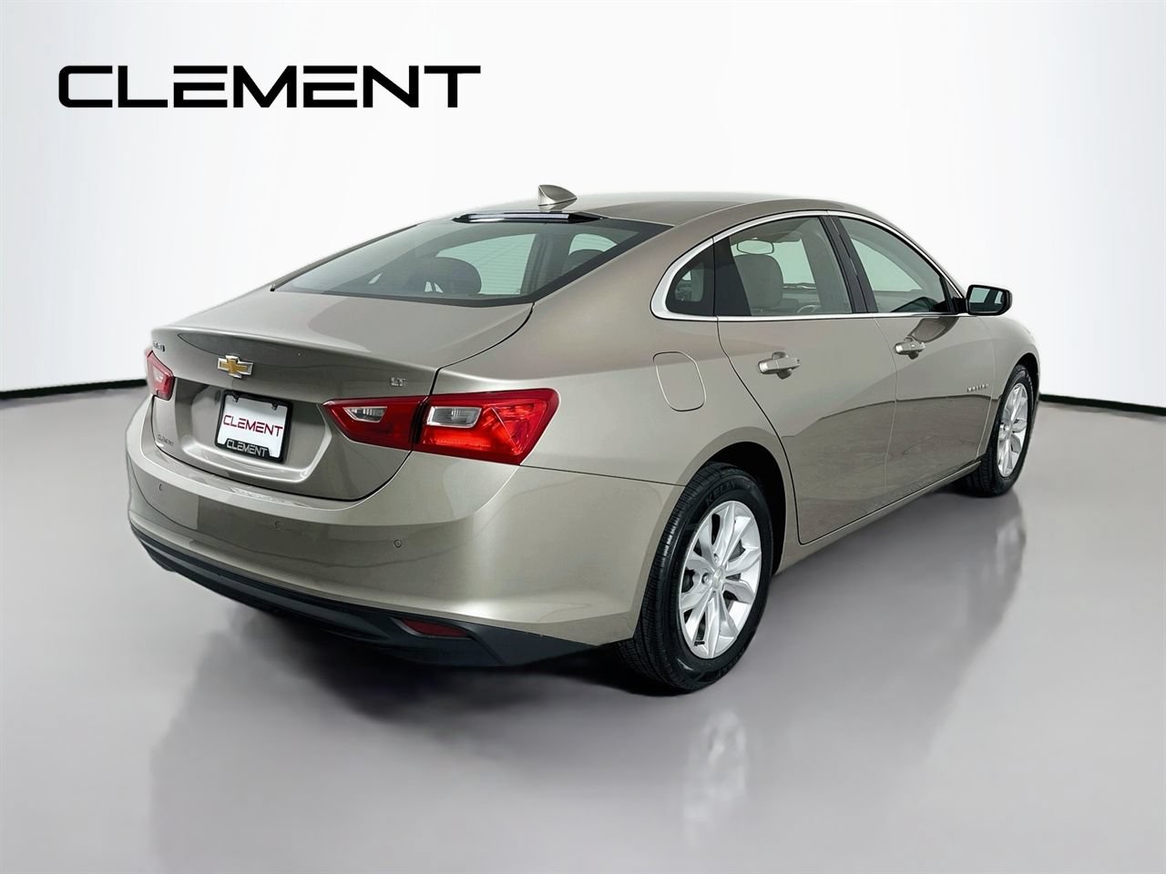 Used 2024 Chevrolet Malibu LT FWD image 7