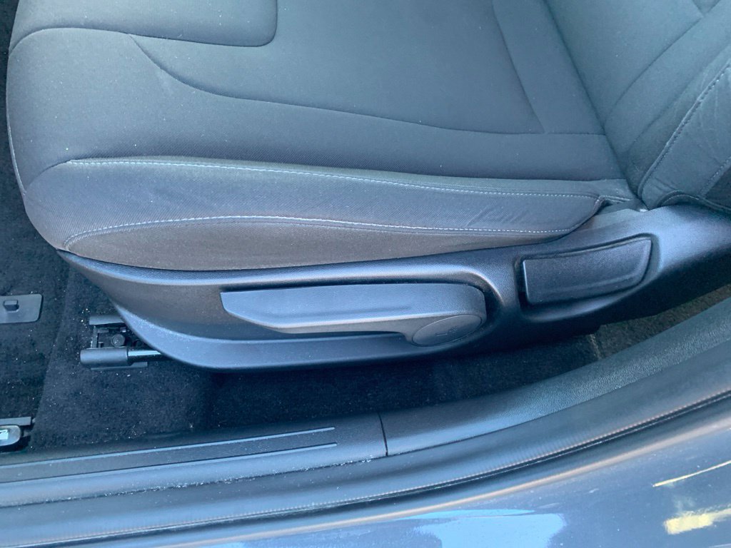 Used 2023 Hyundai Elantra SEL w/ Convenience Package FWD image 11