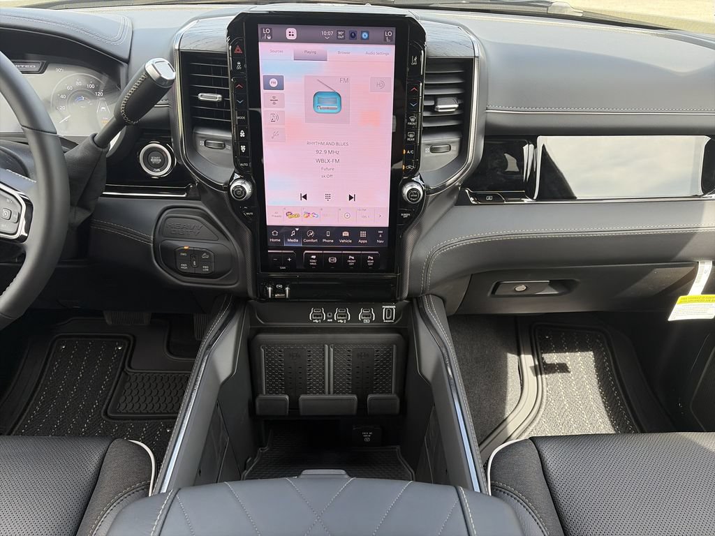 New 2026 RAM 2500 Limited AWD/4WD image 14