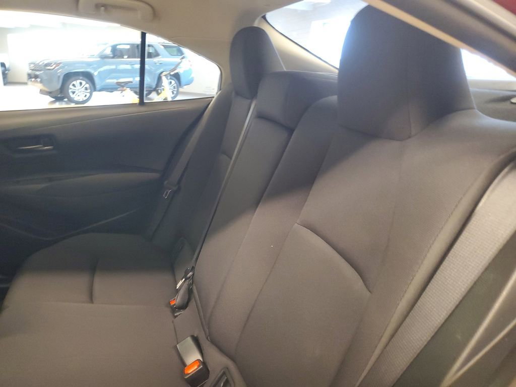 Used 2023 Toyota Corolla LE image 12
