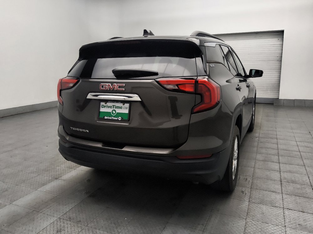Used 2019 GMC Terrain SLE w/ Driver Convenience Package FWD image 9