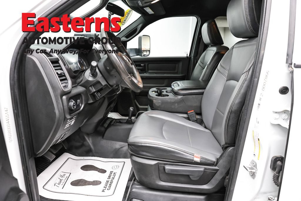 Used 2022 RAM 2500 Tradesman w/ Chrome Appearance Group AWD/4WD image 14