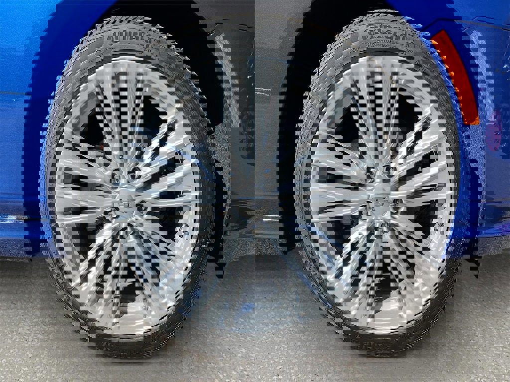 New 2025 Cadillac CT4 Premium Luxury image 31