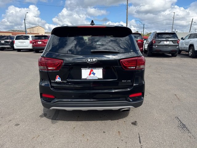 Used 2019 Kia Sorento EX image 4