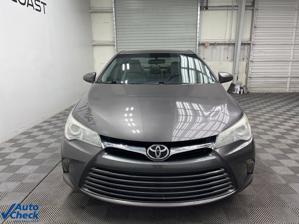 Used 2017 Toyota Camry XLE image 9