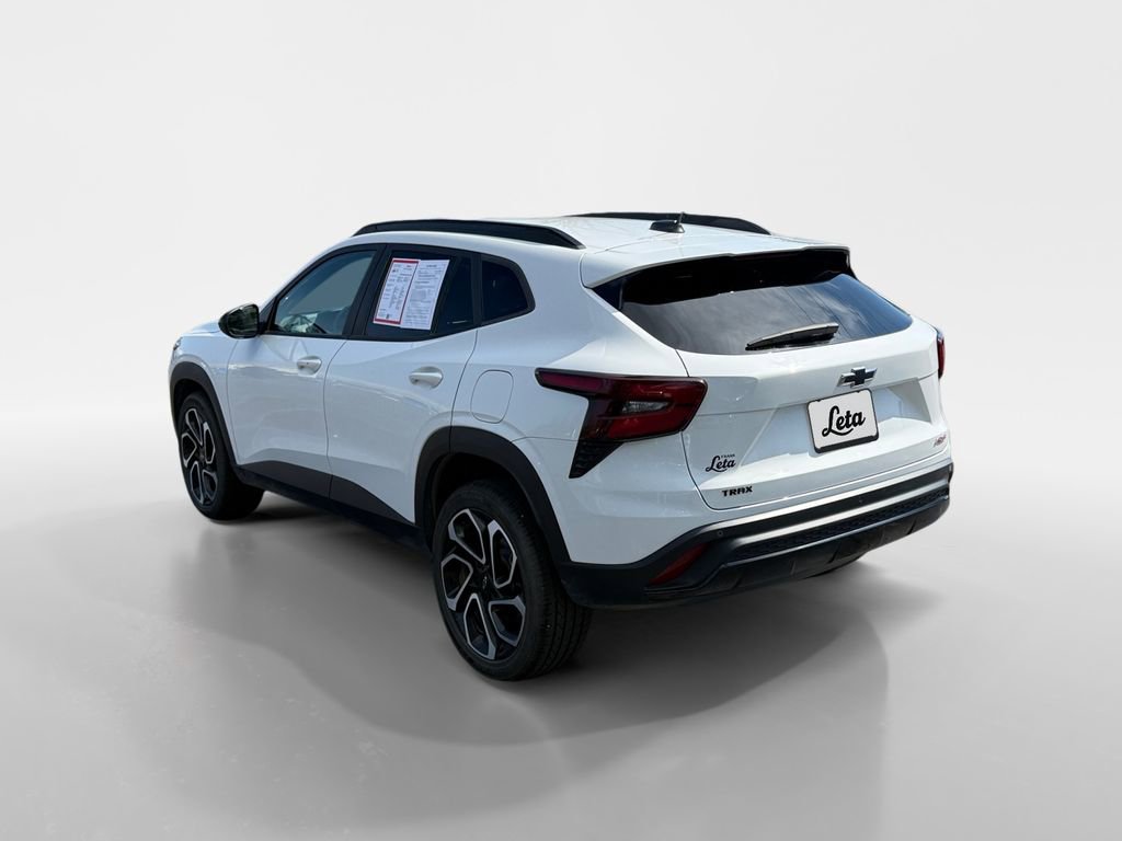 Used 2024 Chevrolet Trax RS w/ Driver Confidence Package image 6