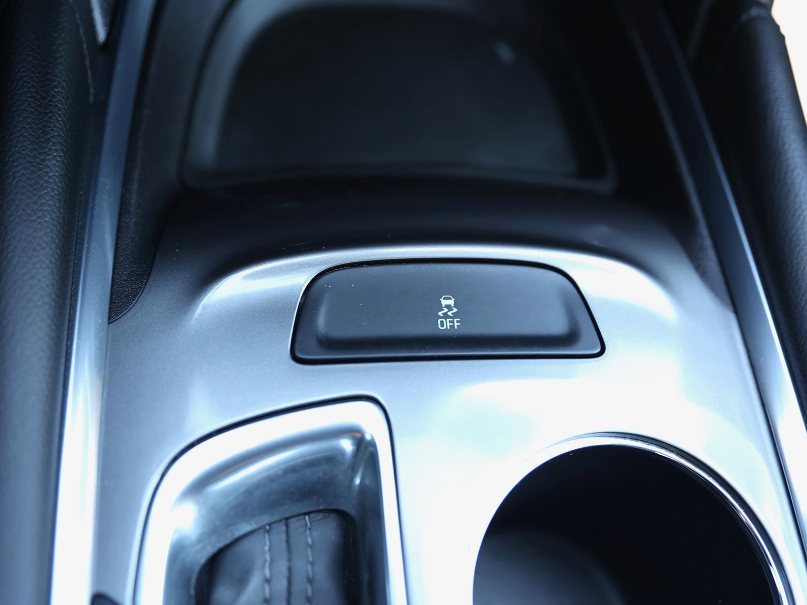 Used 2017 Chevrolet Malibu LT image 28