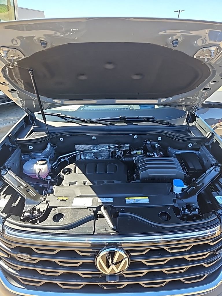 New 2026 Volkswagen Atlas SEL Premium R-Line AWD/4WD image 10