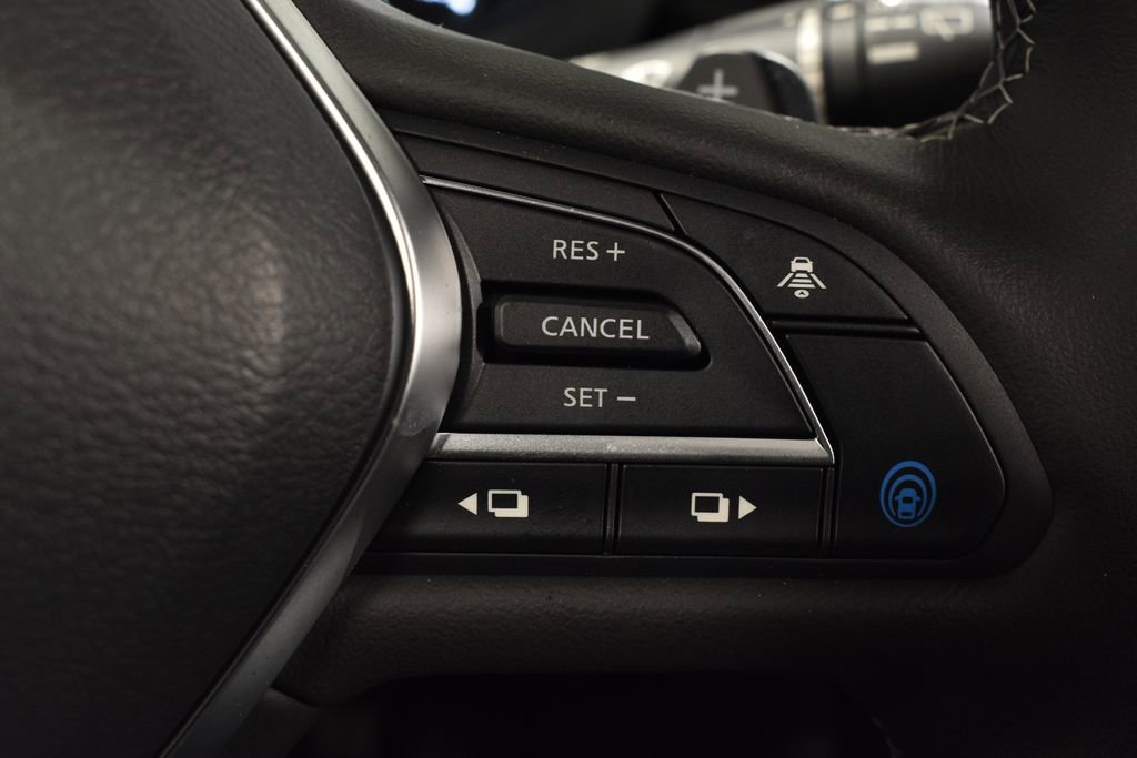 Certified 2025 INFINITI QX55 Luxe w/ Cargo Package image 19