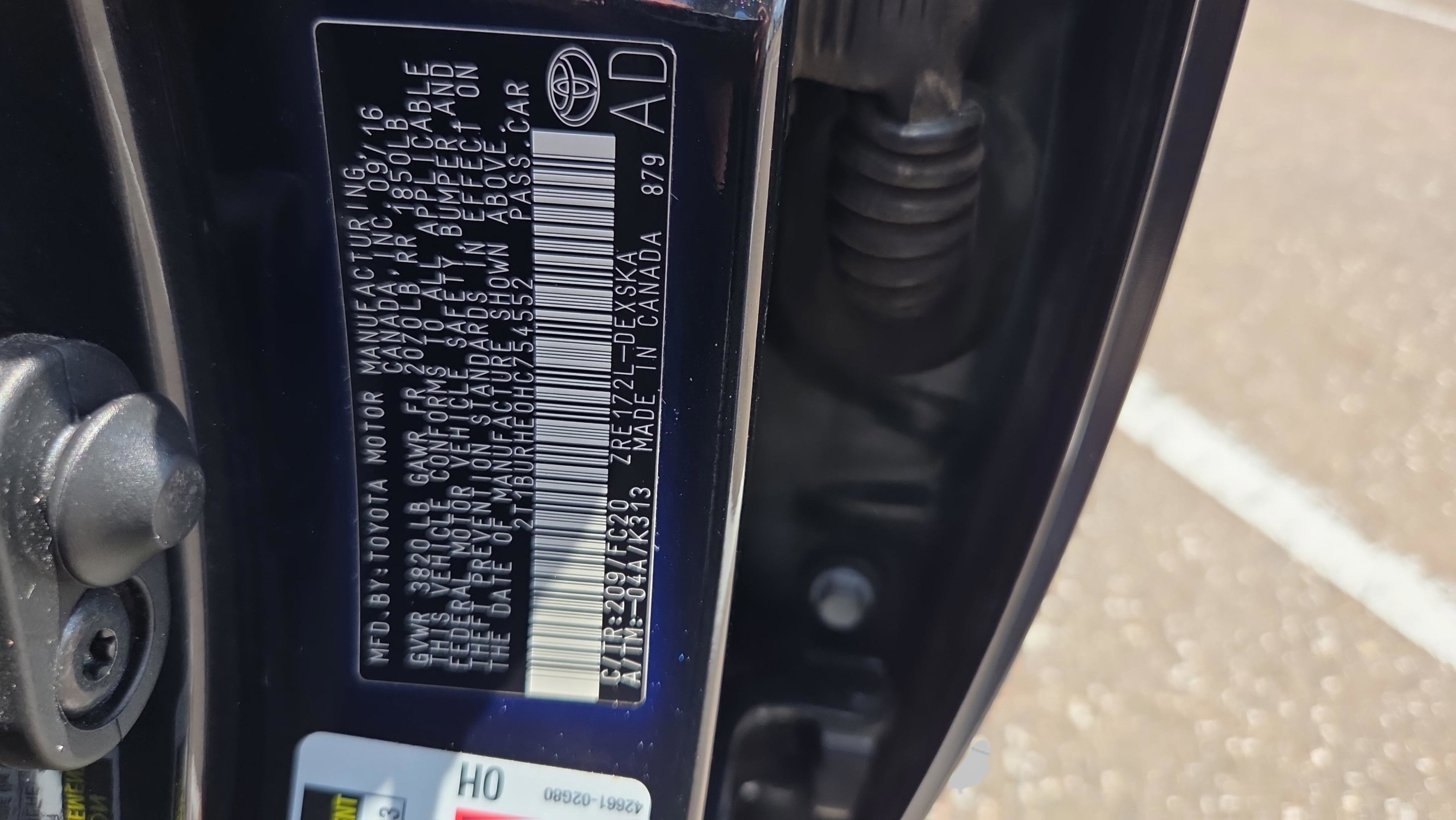 Used 2017 Toyota Corolla SE FWD image 30