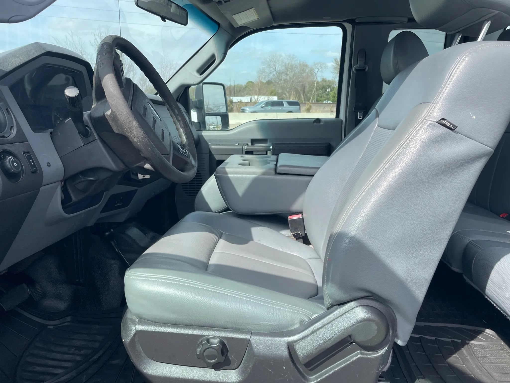 Used 2015 Ford F250 XL w/ Power Equipment Group AWD/4WD image 18