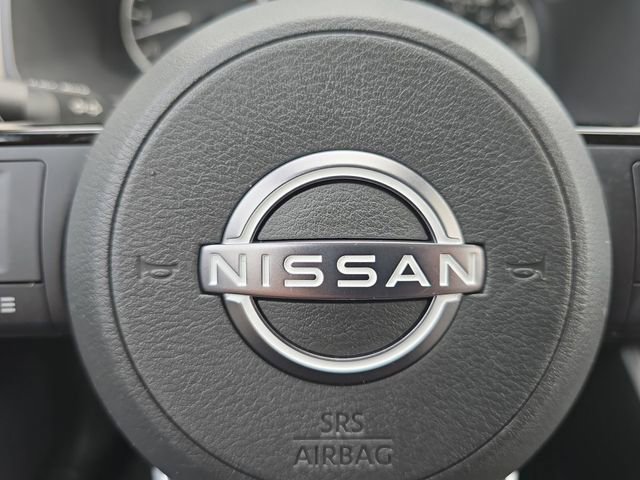 Used 2023 Nissan Rogue SV FWD image 5