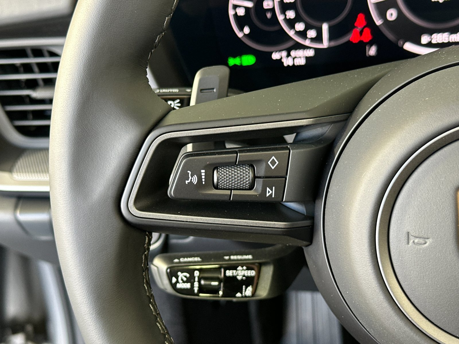 New 2026 Porsche 911 Targa 4S AWD/4WD image 26