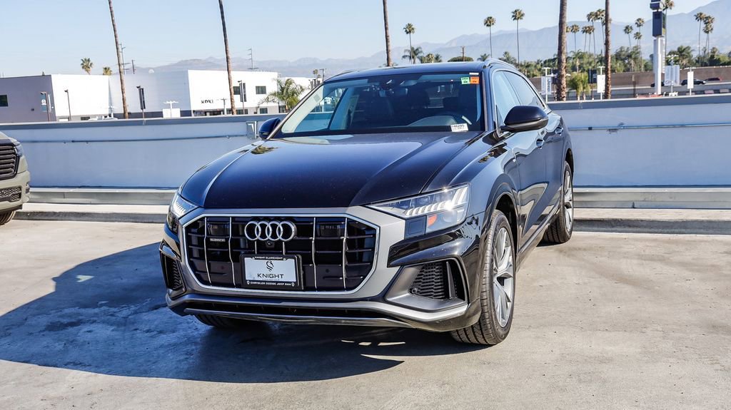 Used 2023 Audi Q8 Premium Plus w/ Premium Plus Package AWD/4WD image 4