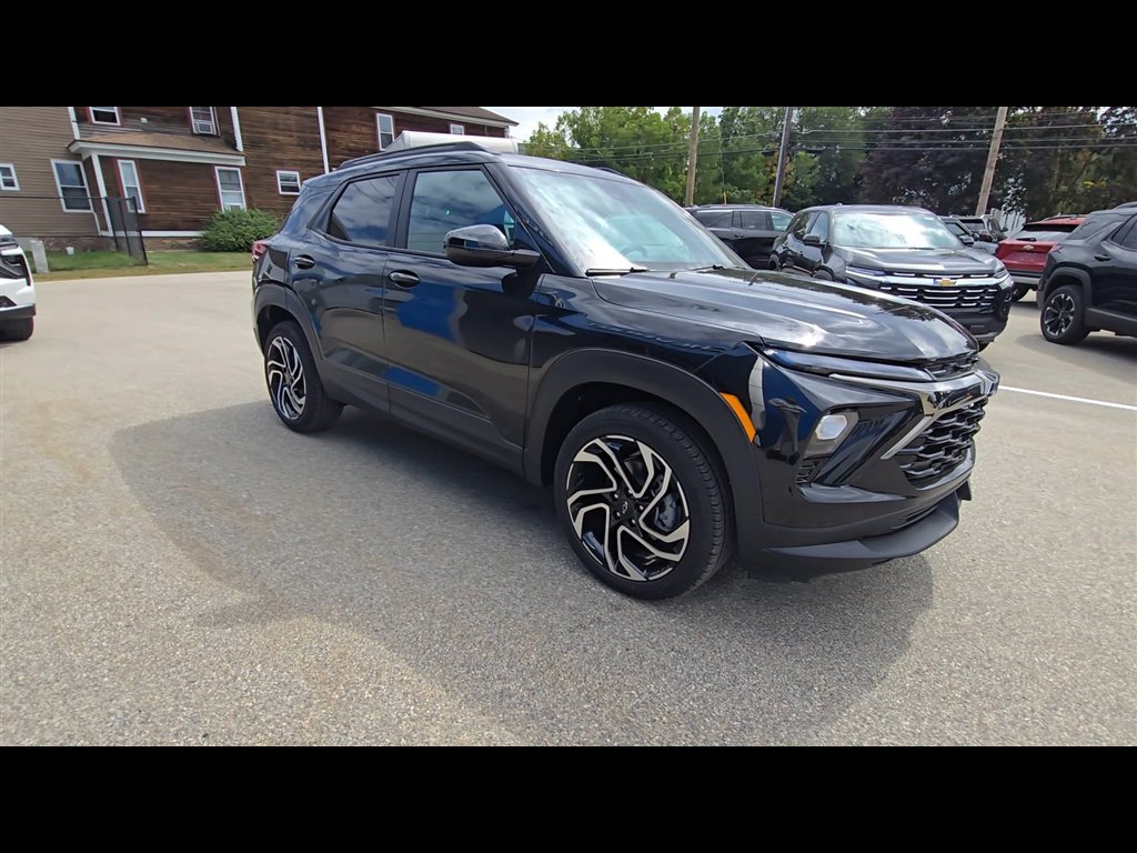 New 2026 Chevrolet TrailBlazer RS w/ Convenience Package image 2