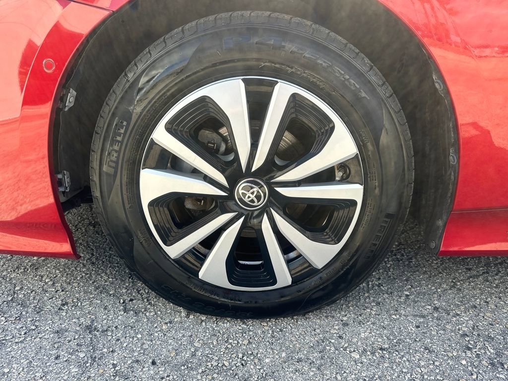 Used 2017 Toyota Prius Prime Plus image 26