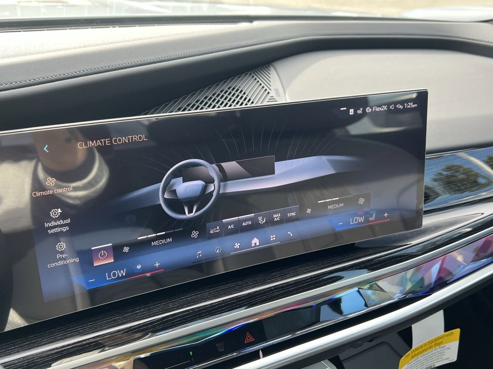 New 2026 BMW 760i xDrive w/ Executive Package image 18