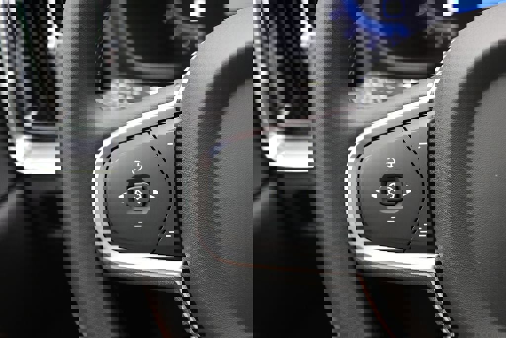 Used 2025 Volvo S60 B5 Core image 22