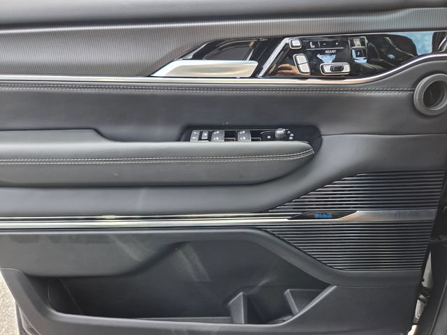New 2025 Jeep Grand Wagoneer L Series II Obsidian w/ Quick Order Packagew 28T AWD/4WD image 21