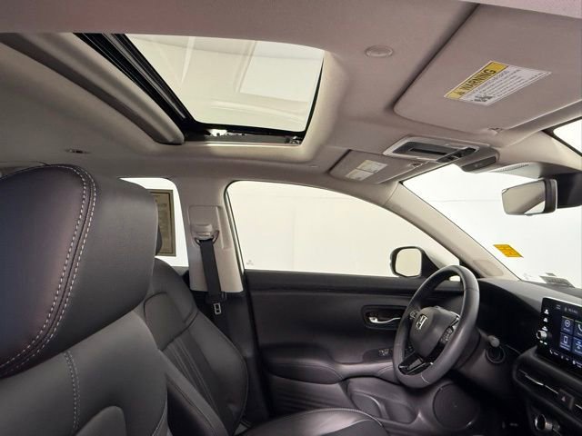 Used 2025 Honda HR-V EX-L image 56