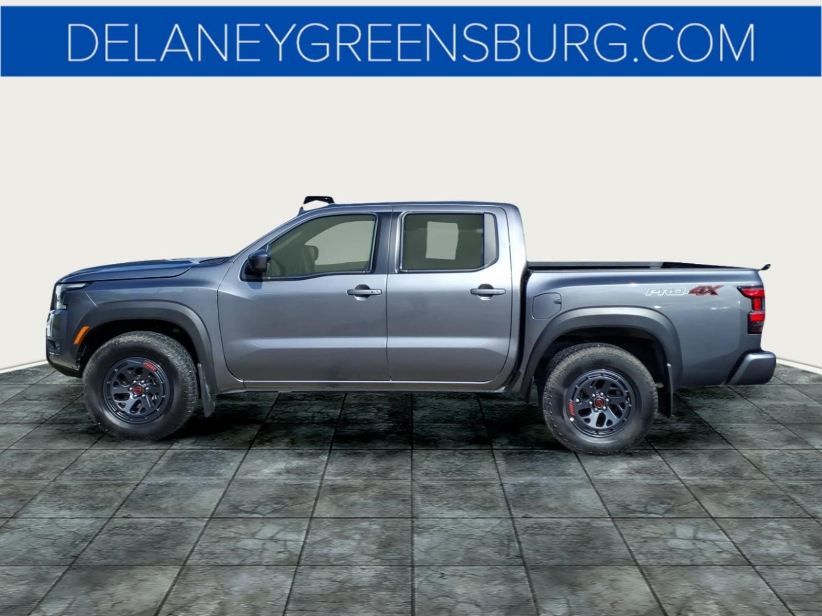 Used 2026 Nissan Frontier PRO-4X AWD/4WD image 6