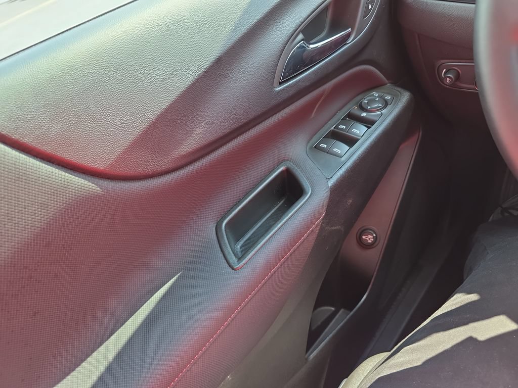 Used 2024 Chevrolet Equinox RS FWD image 10