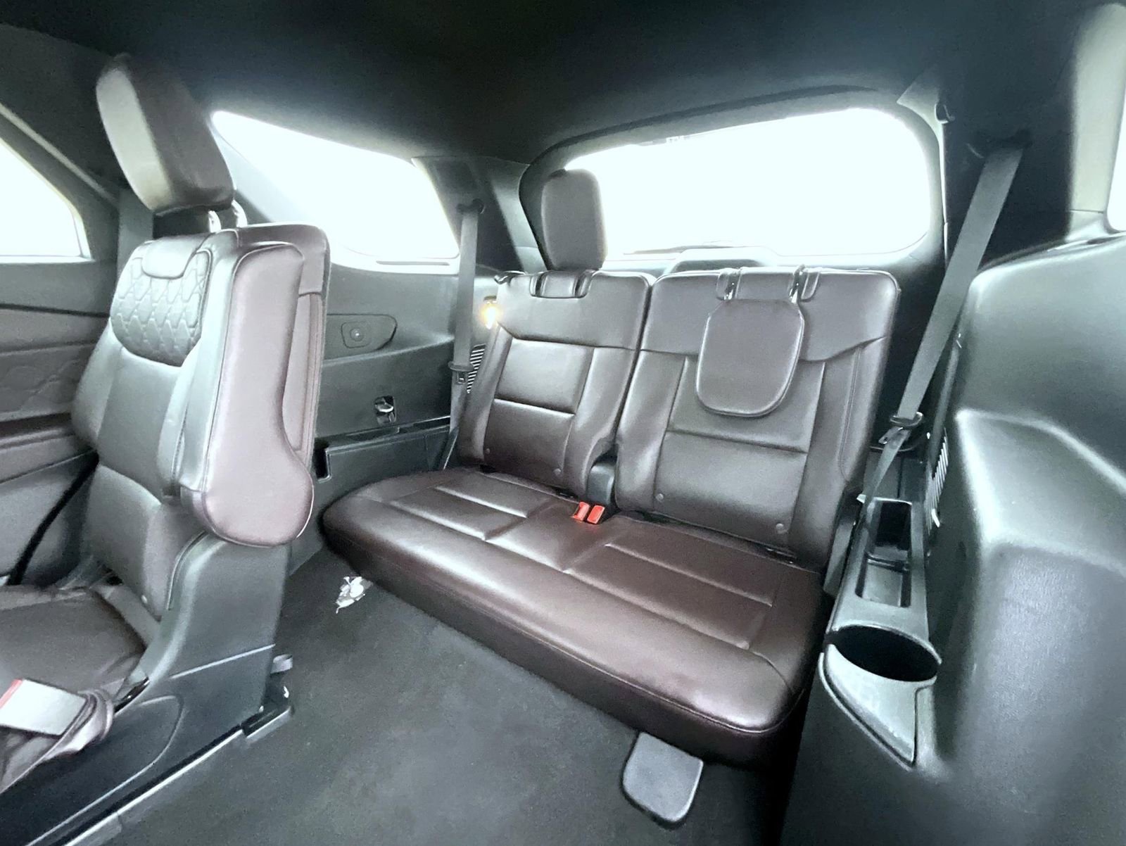Used 2025 Ford Explorer Platinum w/ LUX Leather Package image 22
