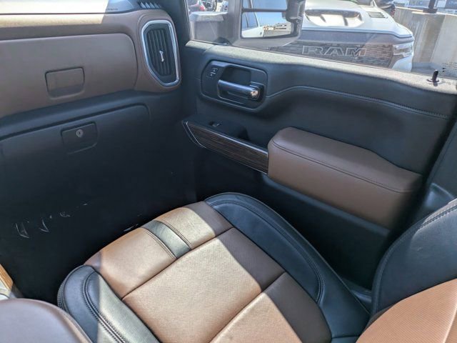 Used 2021 Chevrolet Silverado 2500 High Country w/ Z71 Off-Road Package image 15