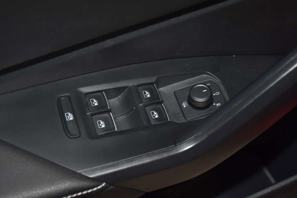 Used 2025 Volkswagen Jetta Sport image 24