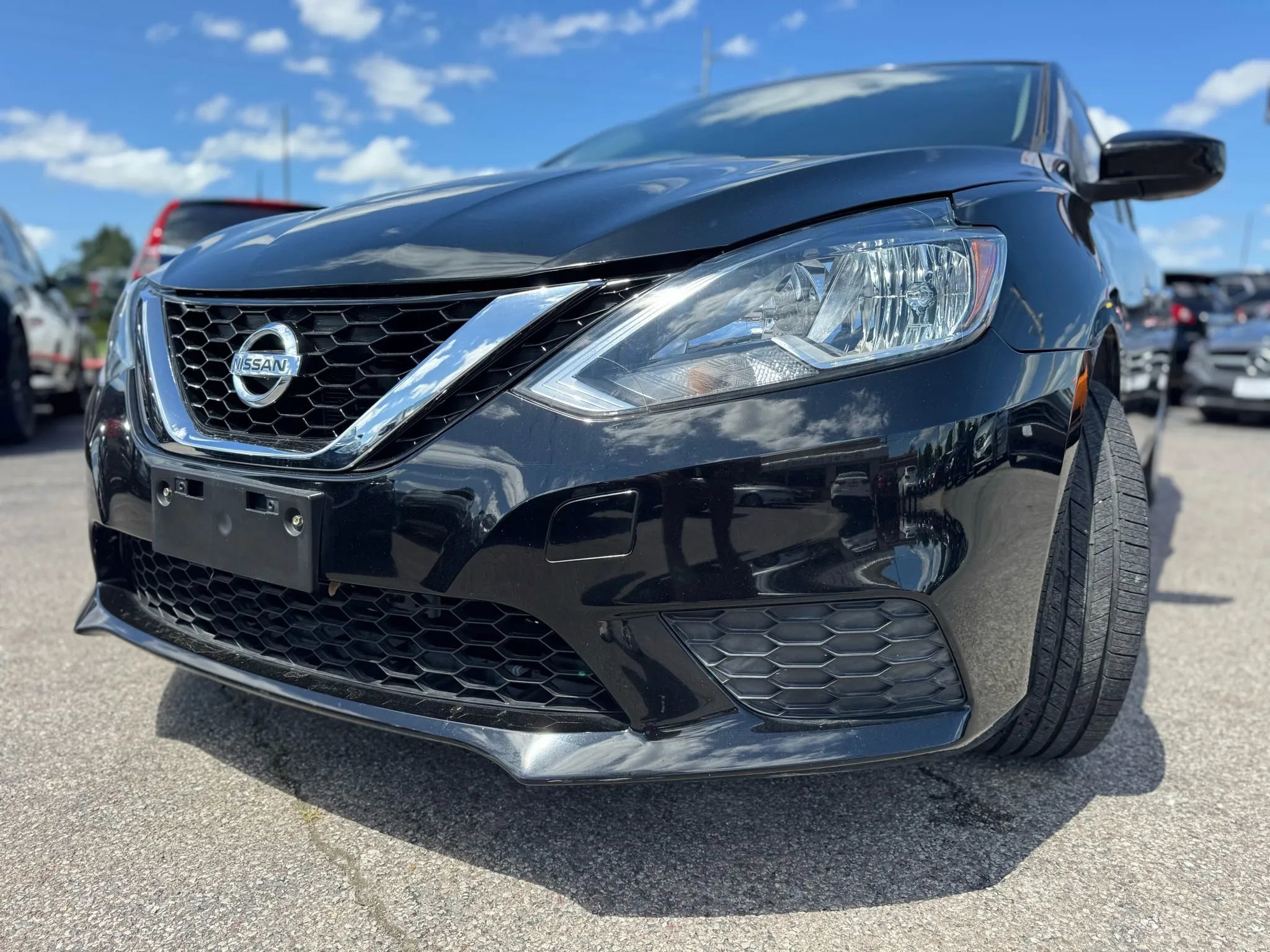 Used 2017 Nissan Sentra S image 7