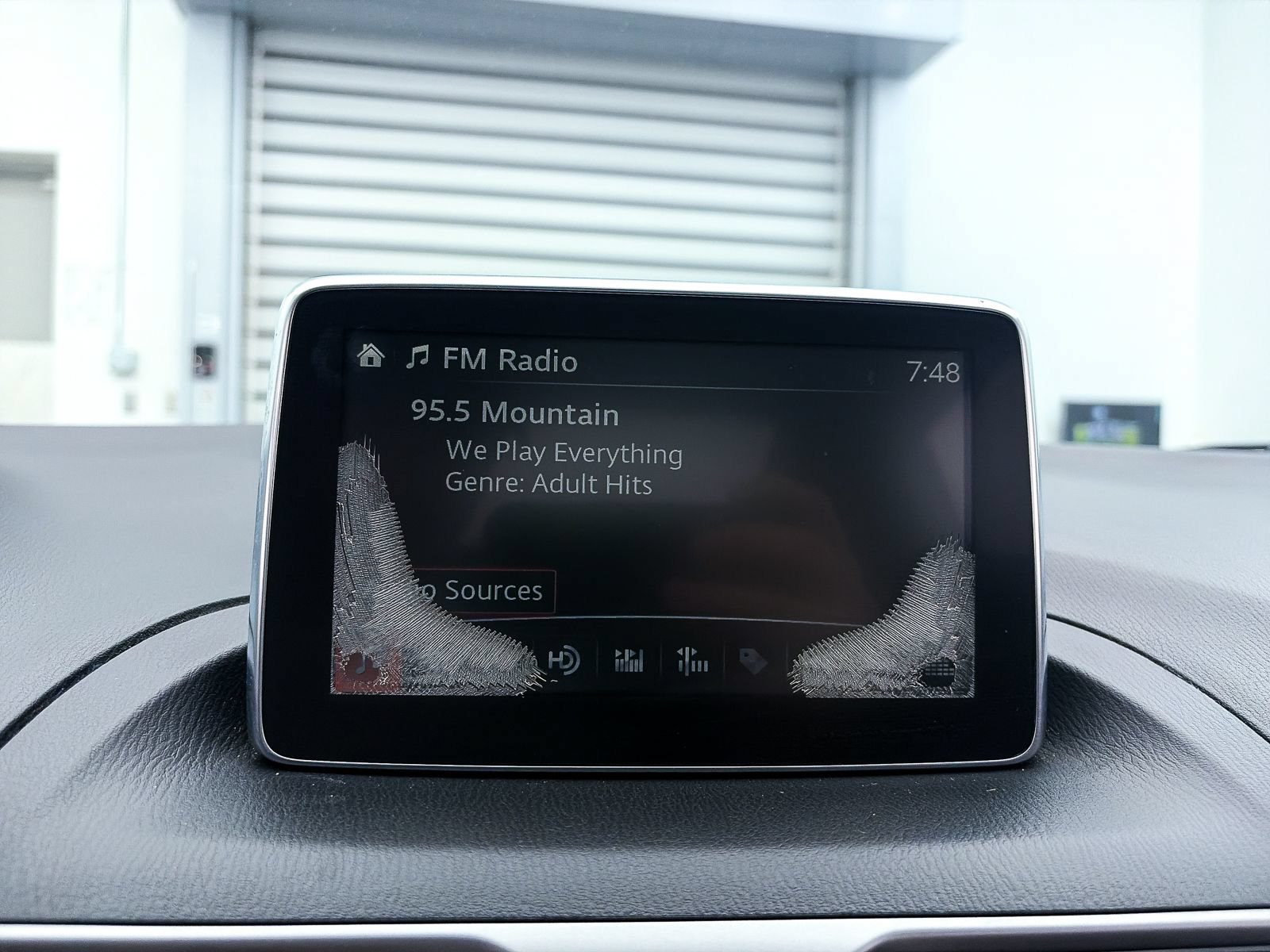 Used 2016 MAZDA MAZDA3 i Touring FWD image 18