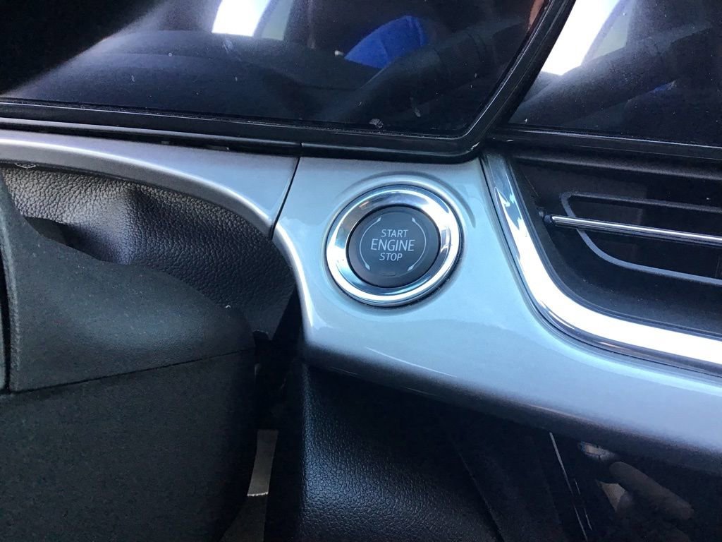 Used 2025 Chevrolet Trax LT w/ LT Convenience Package image 21