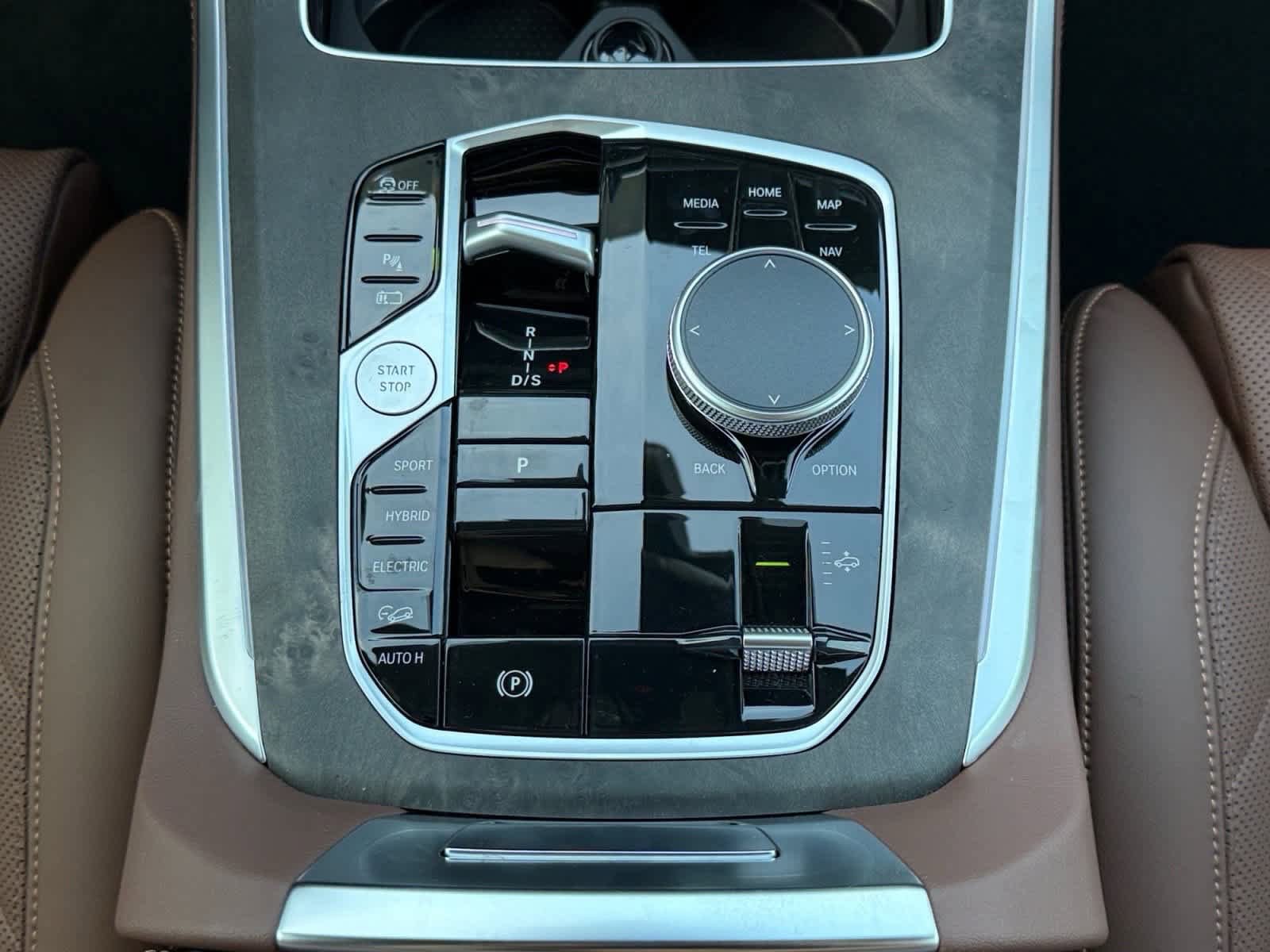 New 2026 BMW X5 xDrive50e image 18