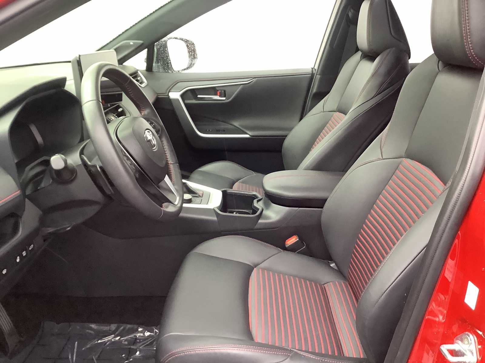 Used 2023 Toyota RAV4 XSE w/ Weather Package image 2