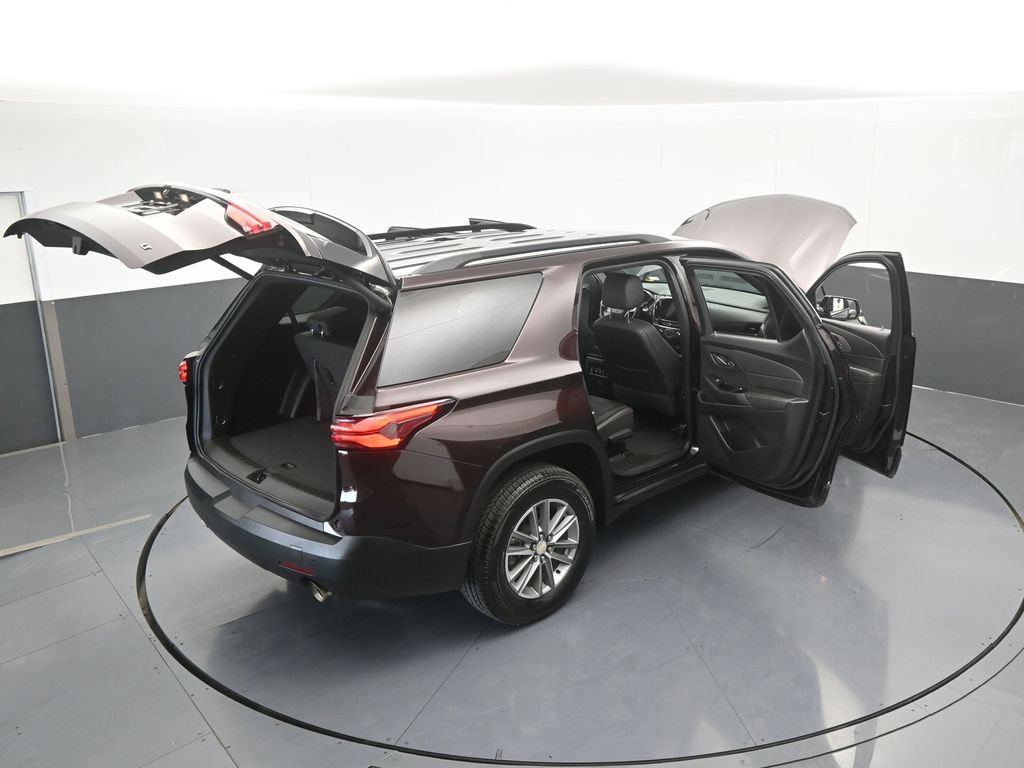 Used 2022 Chevrolet Traverse LT w/ LPO, Floor Liner Package FWD image 73