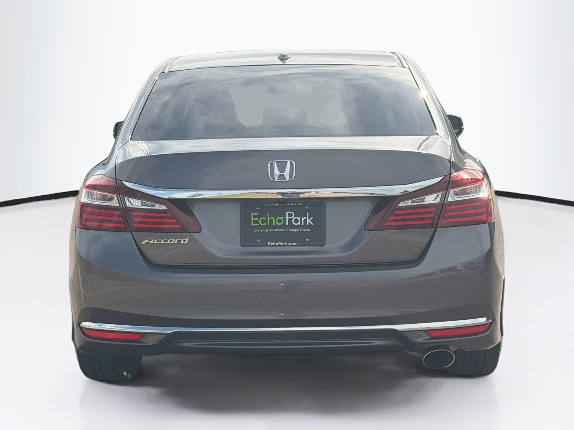 Used 2017 Honda Accord EX-L image 9