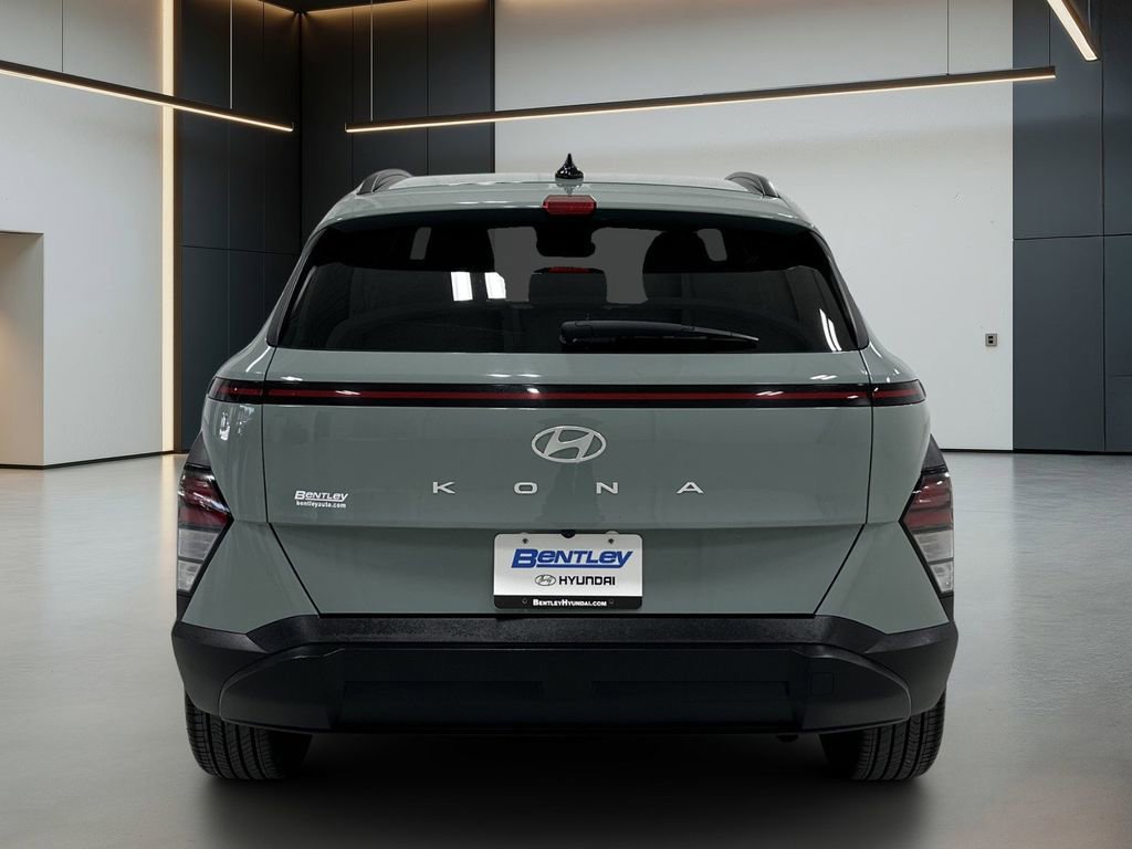 Certified 2024 Hyundai Kona SEL FWD image 4