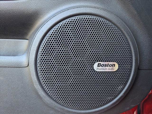 Used 2015 Chevrolet Camaro LT image 18