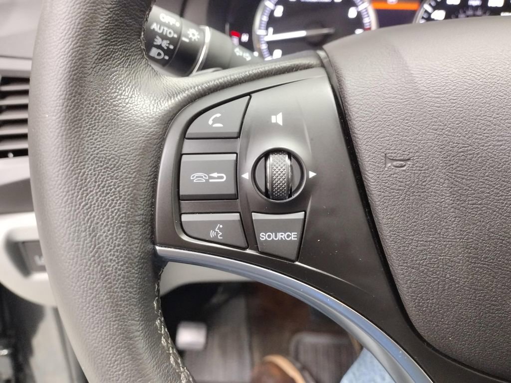 Used 2016 Acura MDX SH-AWD w/ Technology Package image 29