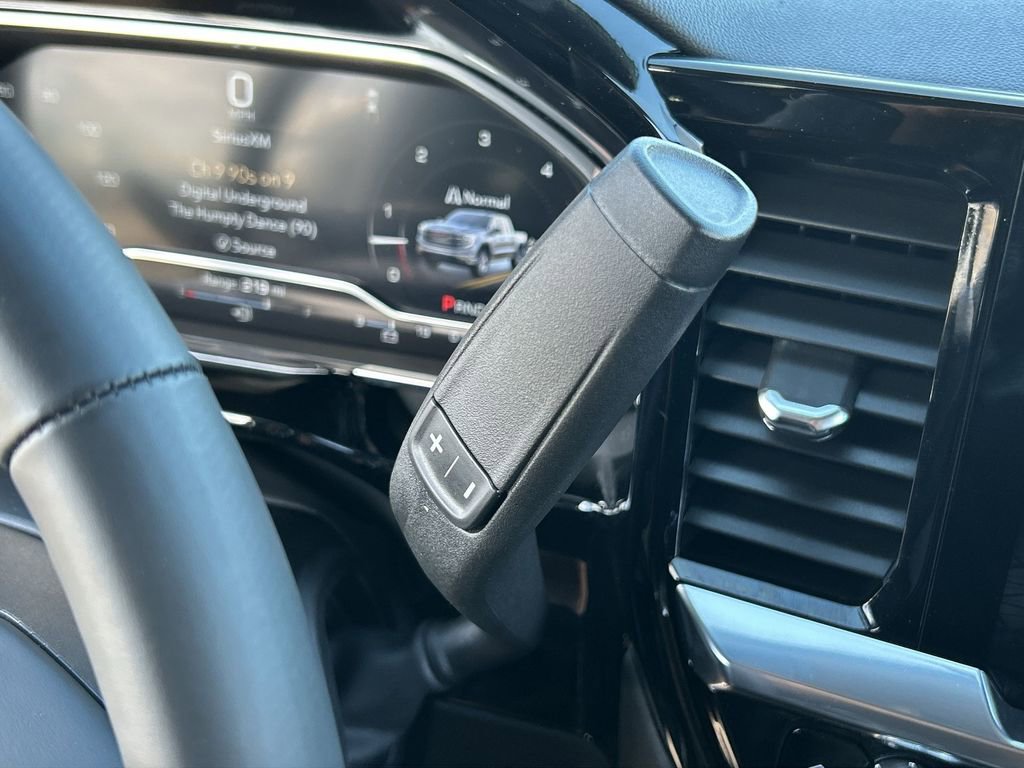 Used 2025 GMC Sierra 1500 Elevation image 16