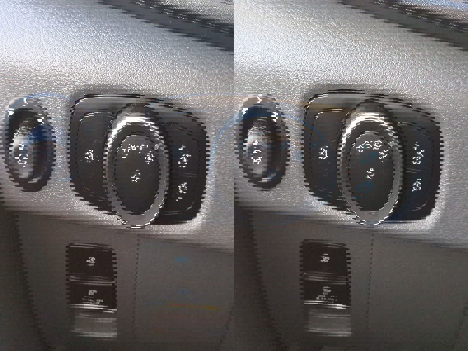 Used 2024 Ford Transit 250 Low Roof AWD w/ Exterior Upgrade Package image 25