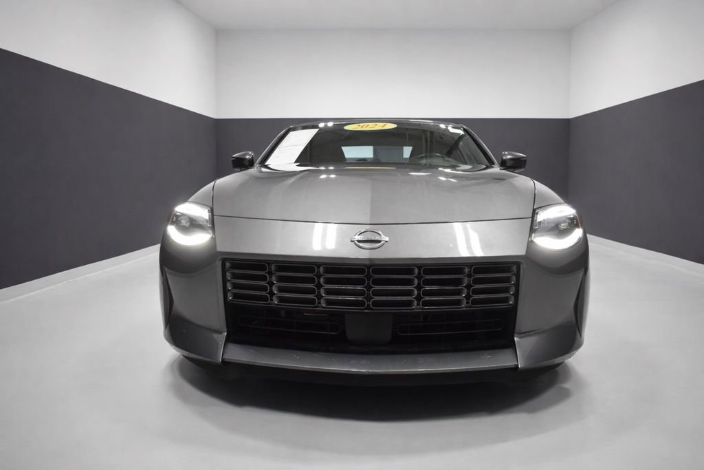 Certified 2024 Nissan Z Performance w/ Floor Mat Package image 6