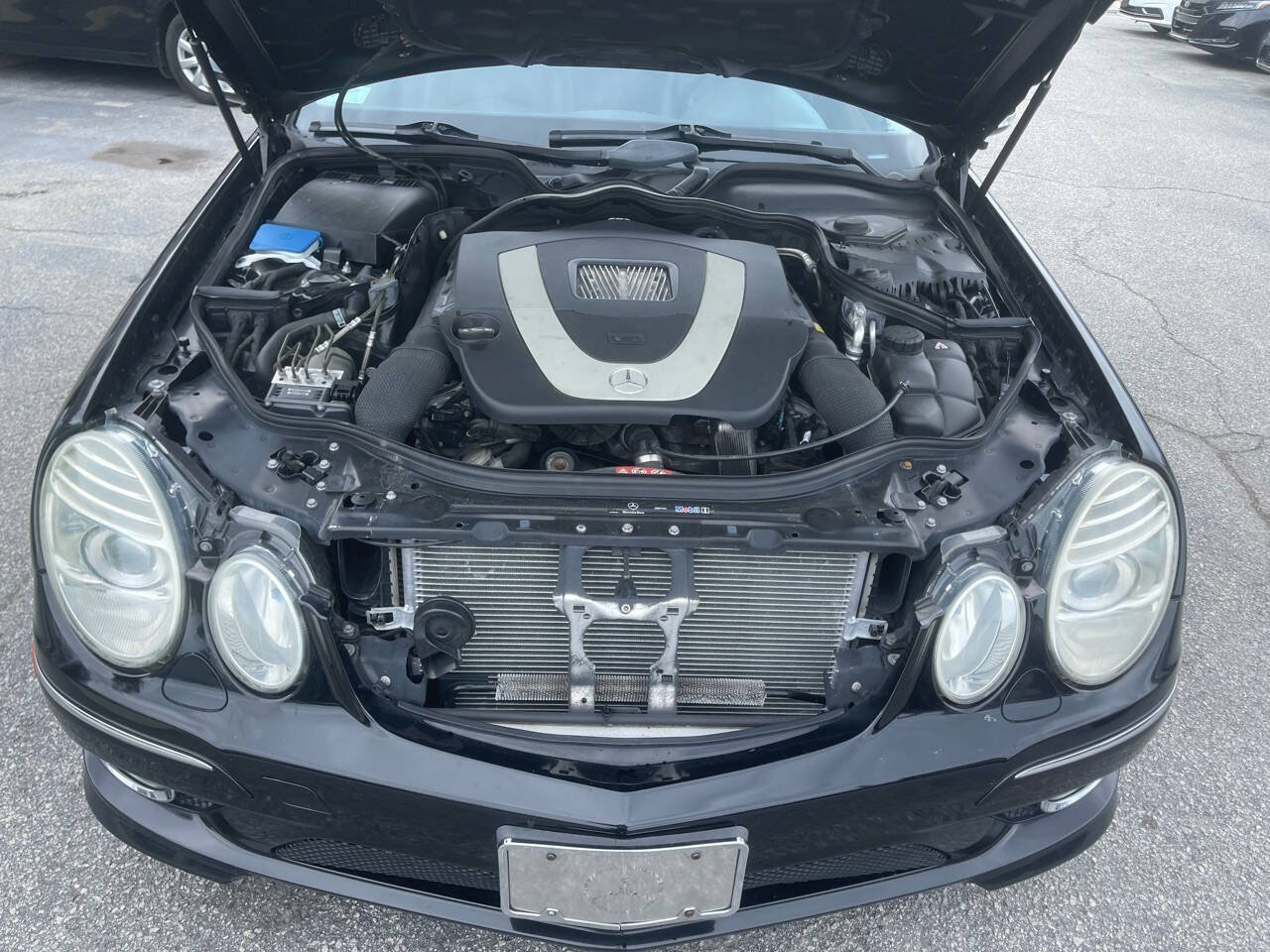 Used 2009 Mercedes-Benz E 350 Sedan image 31