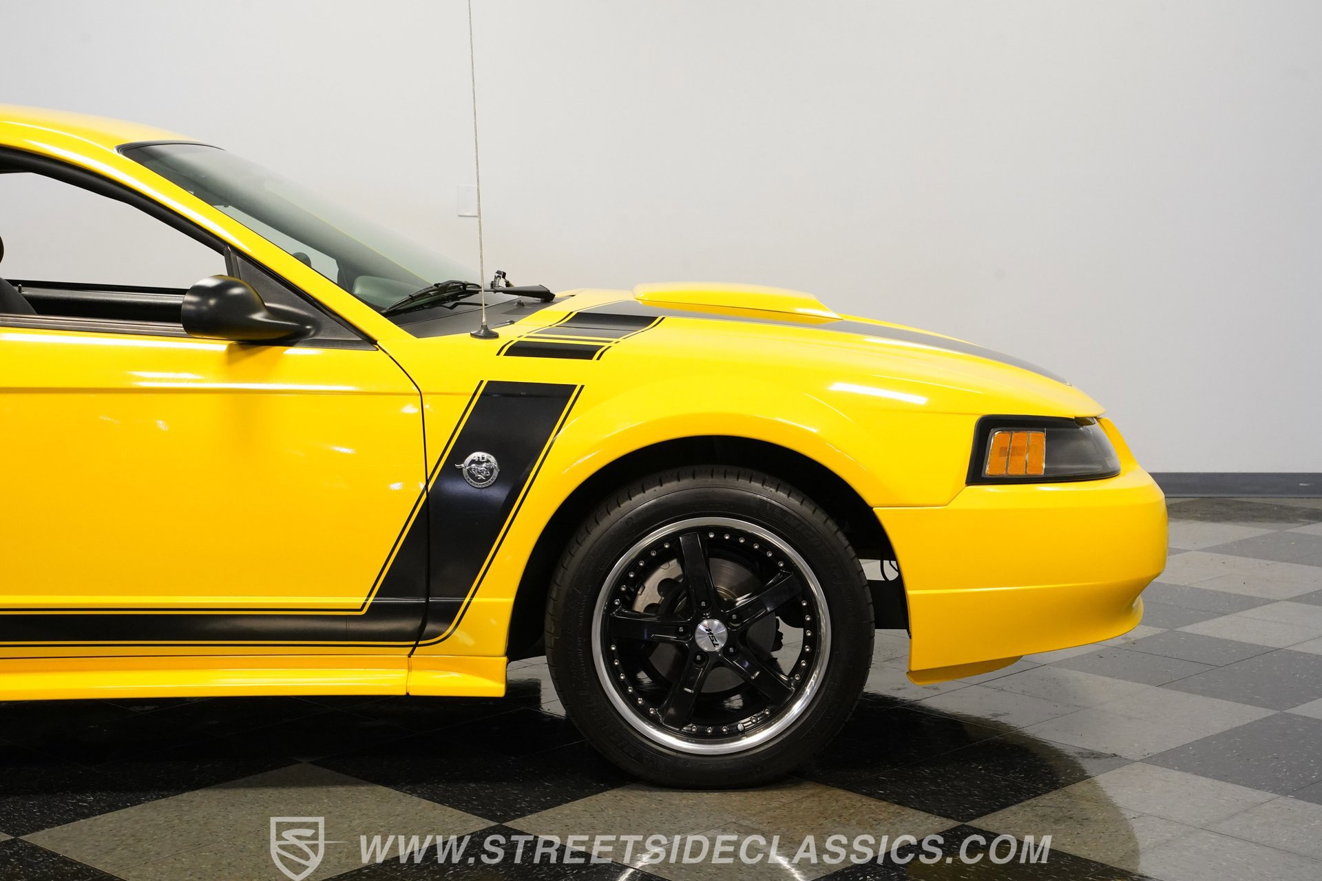 Used 2004 Ford Mustang GT RWD image 31