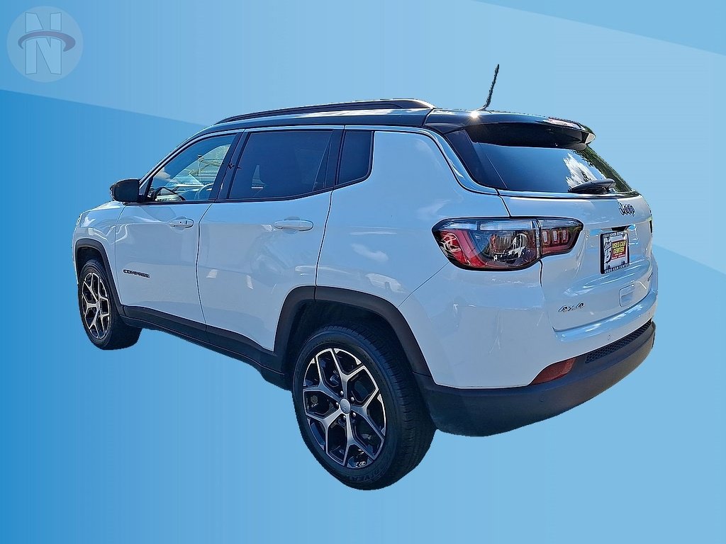 Used 2024 Jeep Compass Limited AWD/4WD image 11