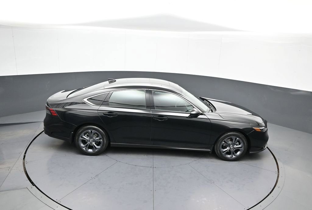 Certified 2023 Honda Accord EX image 34