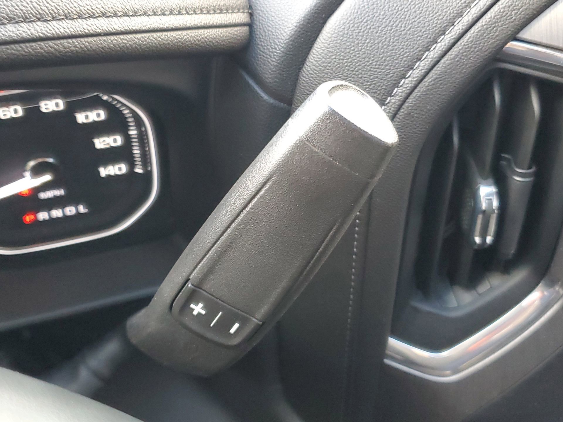 Used 2023 GMC Sierra 3500 Denali w/ Denali Ultimate Package image 32