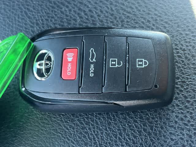 Used 2026 Toyota Camry SE w/ Multimedia Upgrade Package FWD image 21